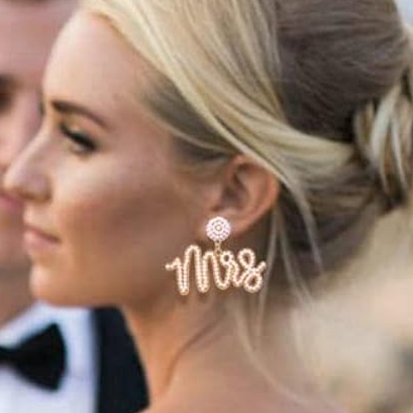 Mrs Beaded Earrings Dangle Drop Handmade Bride Bachelorette Jewelry - Picture 2 of 6